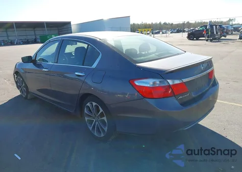2015 Honda Accord Sport z USA, uszkodzony, nr VIN 1HGCR2F52FA106519